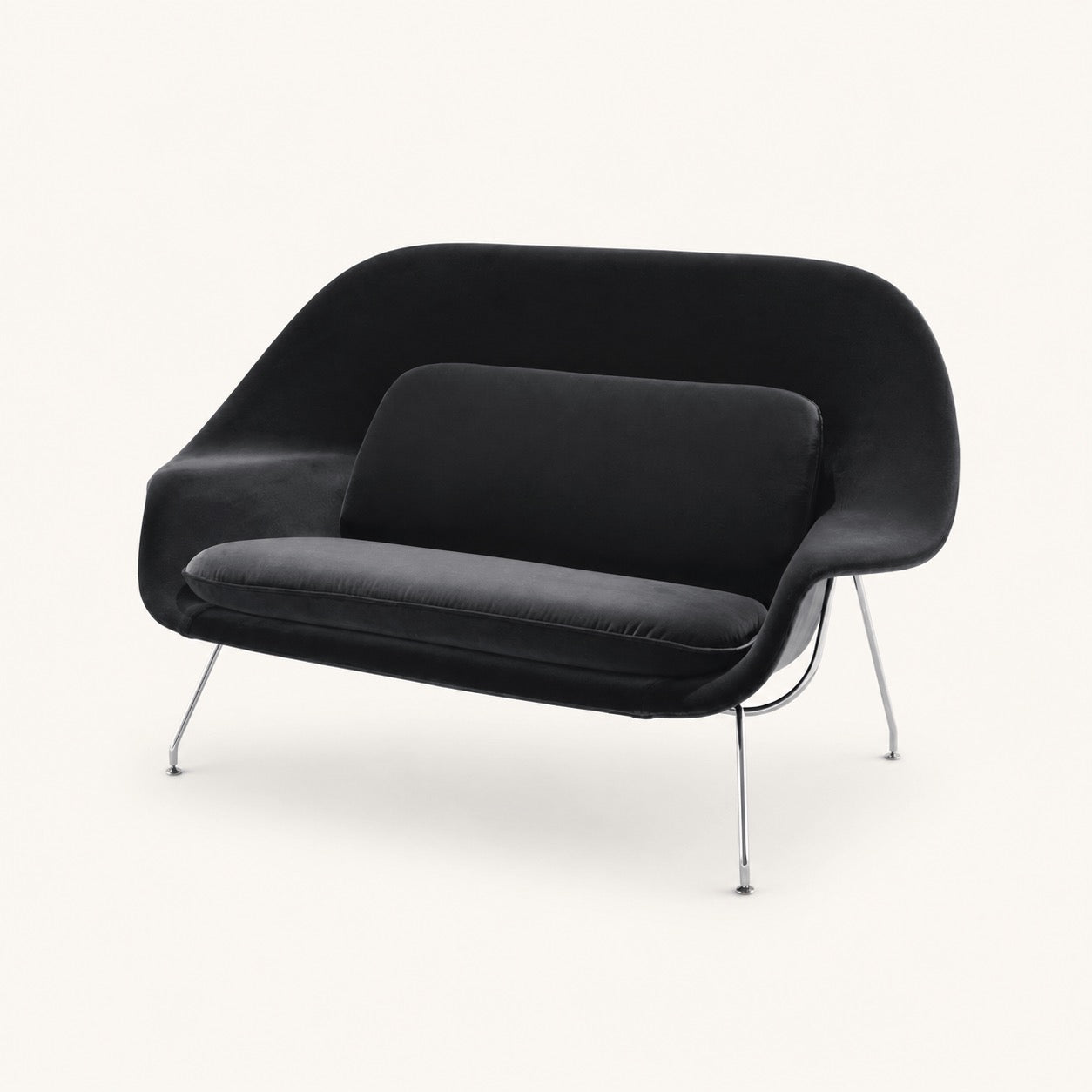 Eero Saarinen Womb Reproduction Settee