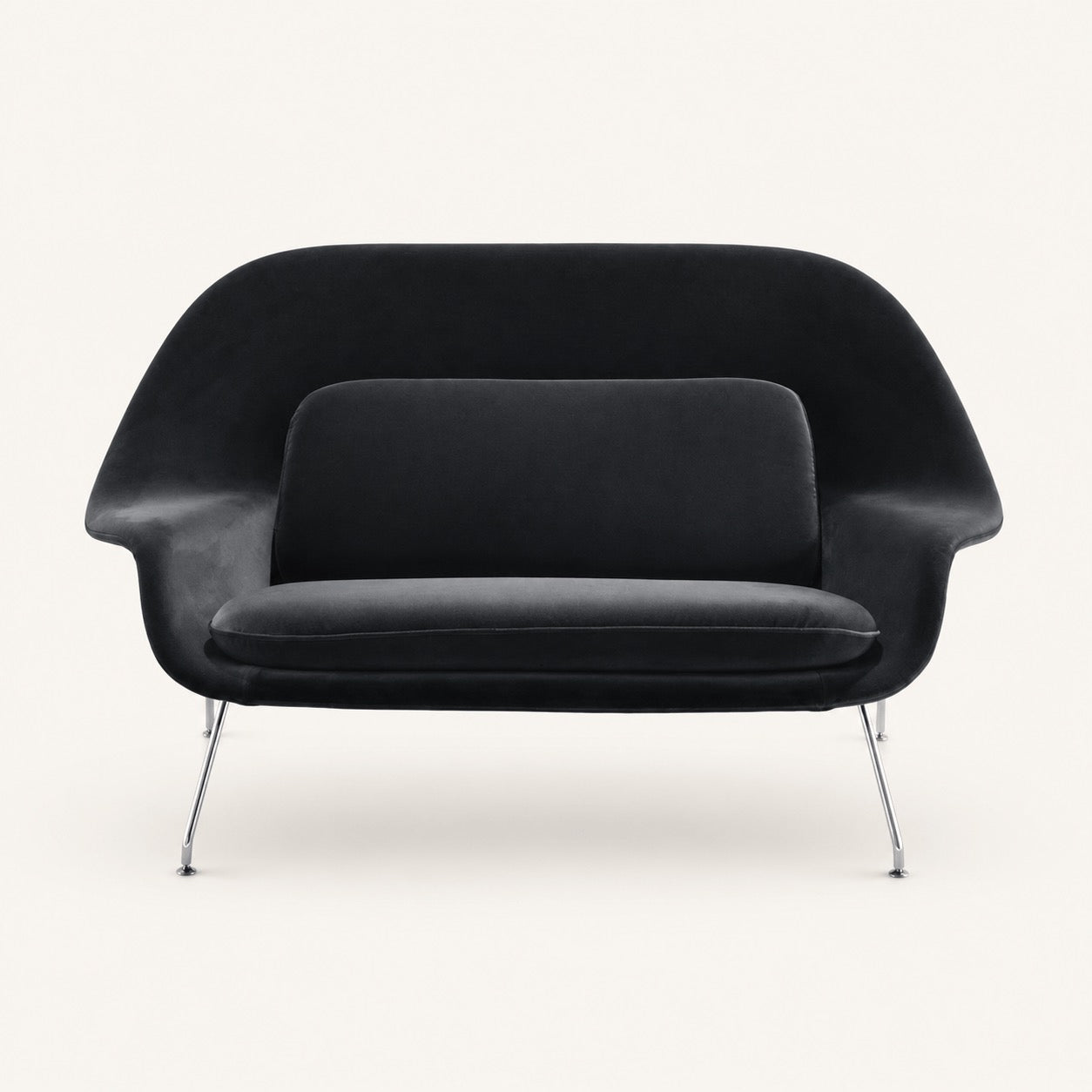 Eero Saarinen Womb Reproduction Settee