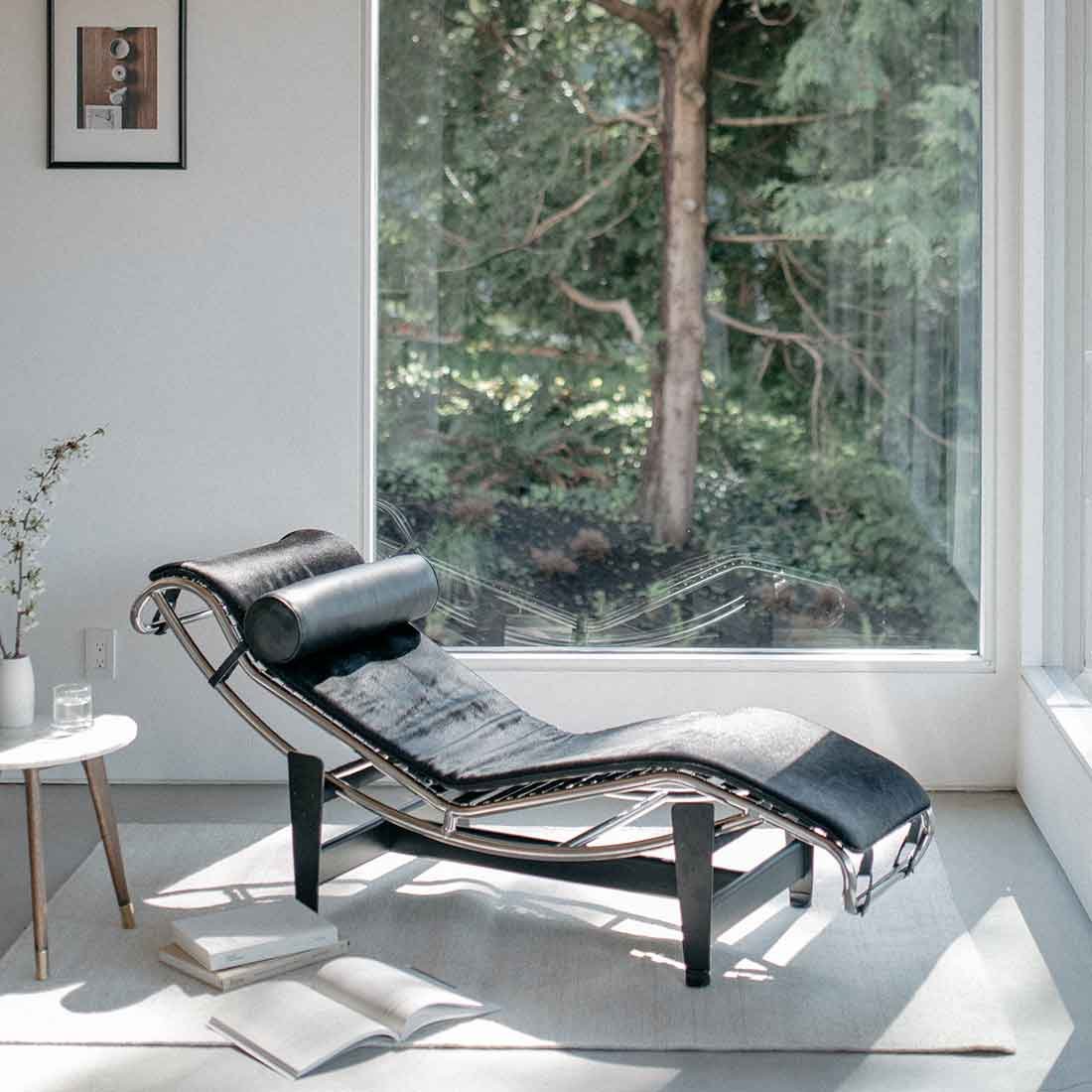 Le Corbusier LC4 Chaise Longue Reproduction Chaise Lounge