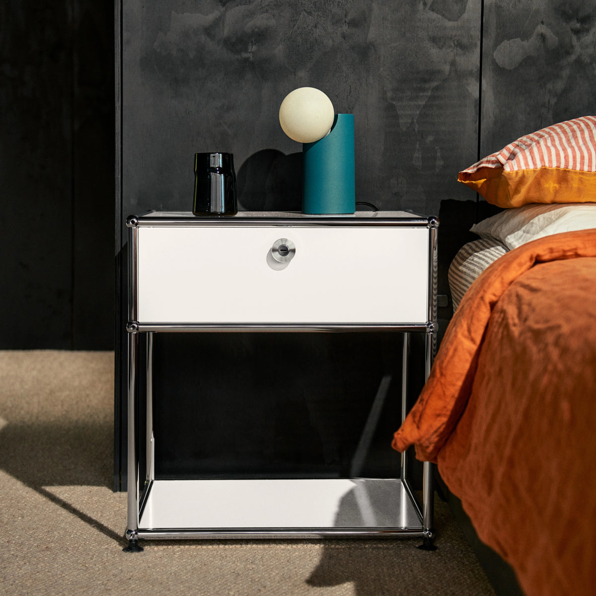 Modular Nightstand 533 Low modular cabinet in an interior setting